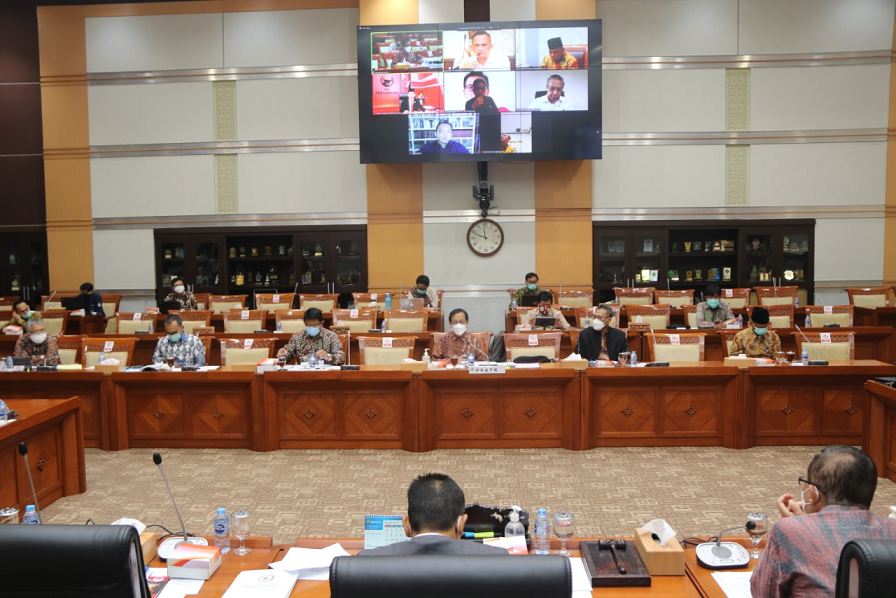 Kepala PPATK Menjelaskan Rencana Kerja dan Evaluasi dalam Rapat Dengar Pendapat dengan Komisi III DPR RI