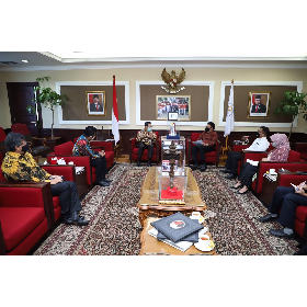 Kunjungan Kehormatan dan Silaturahmi Kepala PPATK kepada Menteri Pendayagunaan Aparatur Negara dan Reformasi Birokrasi