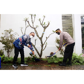 Tanam Pohon, Selamatkan Alam, Selamatkan Indonesia